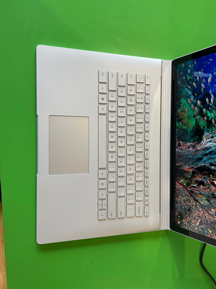 Good Refurbished - Microsoft Surface Book 2 13.5 Good Refurbished - Microsoft Surface Book 2 13.5